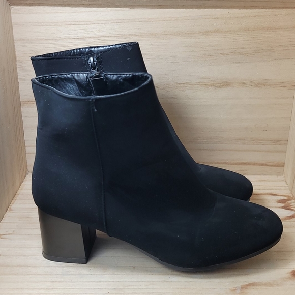Womens Black Suede Ankle Boots - Picture 4 of 11